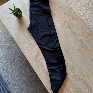 Lululemon Luxtreme Crisscross Crop